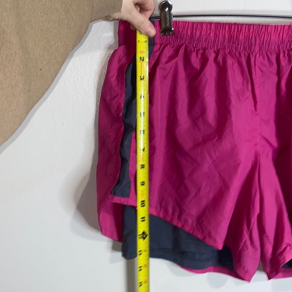 🌵Adorable Eskimo Joe pink shorts! - Picture 4 of 8